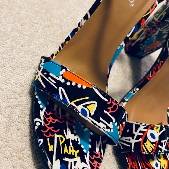 Brand New Unique Heels By BAMBOO - Size 6 - Heel Height Is 4 Inches - box 9 - Picture 5 of 9